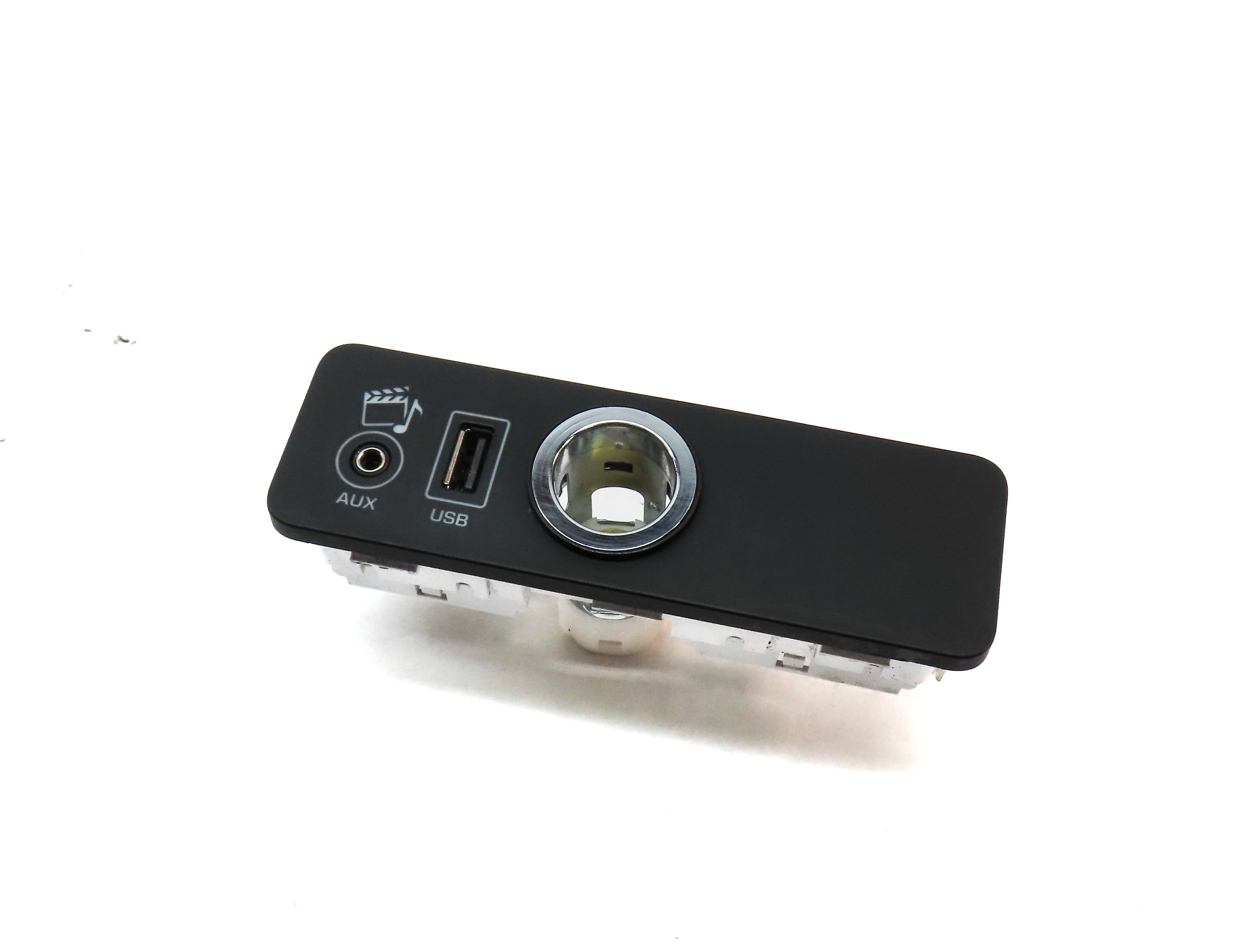 2015 LAND RANGE ROVER SPORT (L494) AUXILIARY USB AUX 12V PLUG JACK PANEL SOCKET — exact item pictured